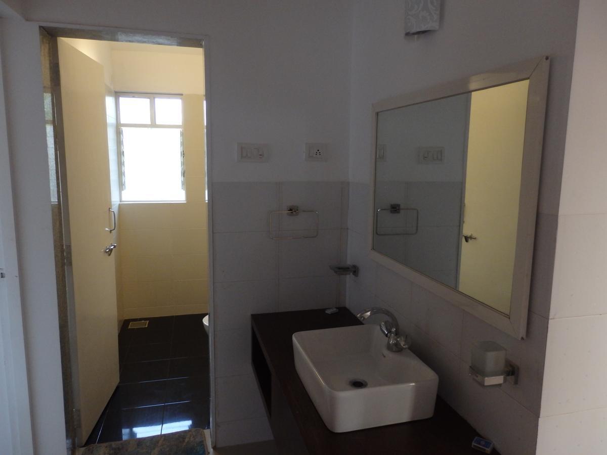 Cherilyn Monta Resort - Ratnagiri Vatul Exterior photo